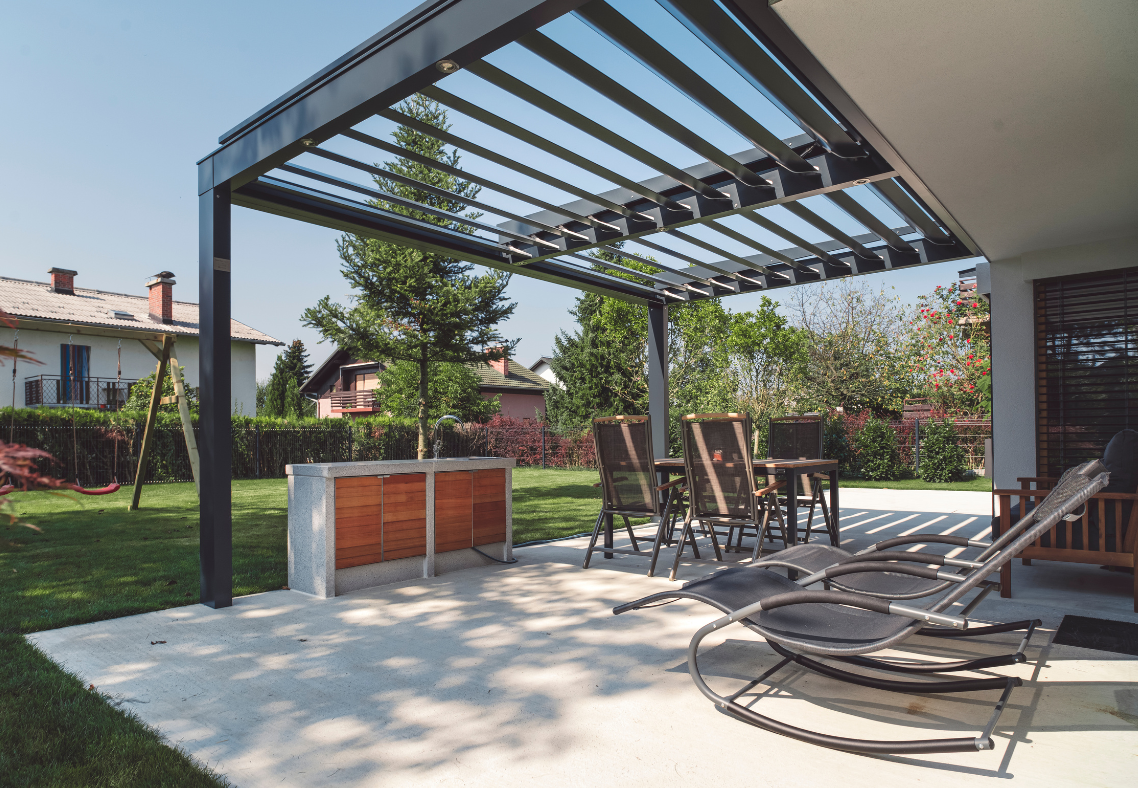 Incorporating A Pergola Into Your Deck Design
